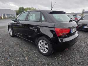AUDI A1 SportBack 1.6 Tdi 90 cv – 2015 – 102000 kms – 5 Portes –