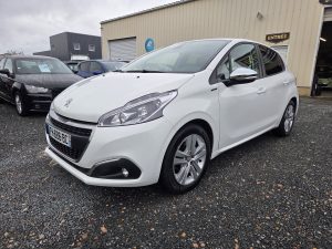 PEUGEOT 208 1.2 i 80 cv – 2019 – 47000 kms – 5 Portes – CarPlay