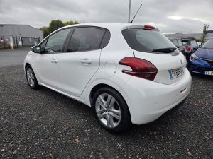PEUGEOT 208 1.2 i 80 cv – 2019 – 47000 kms – 5 Portes – CarPlay