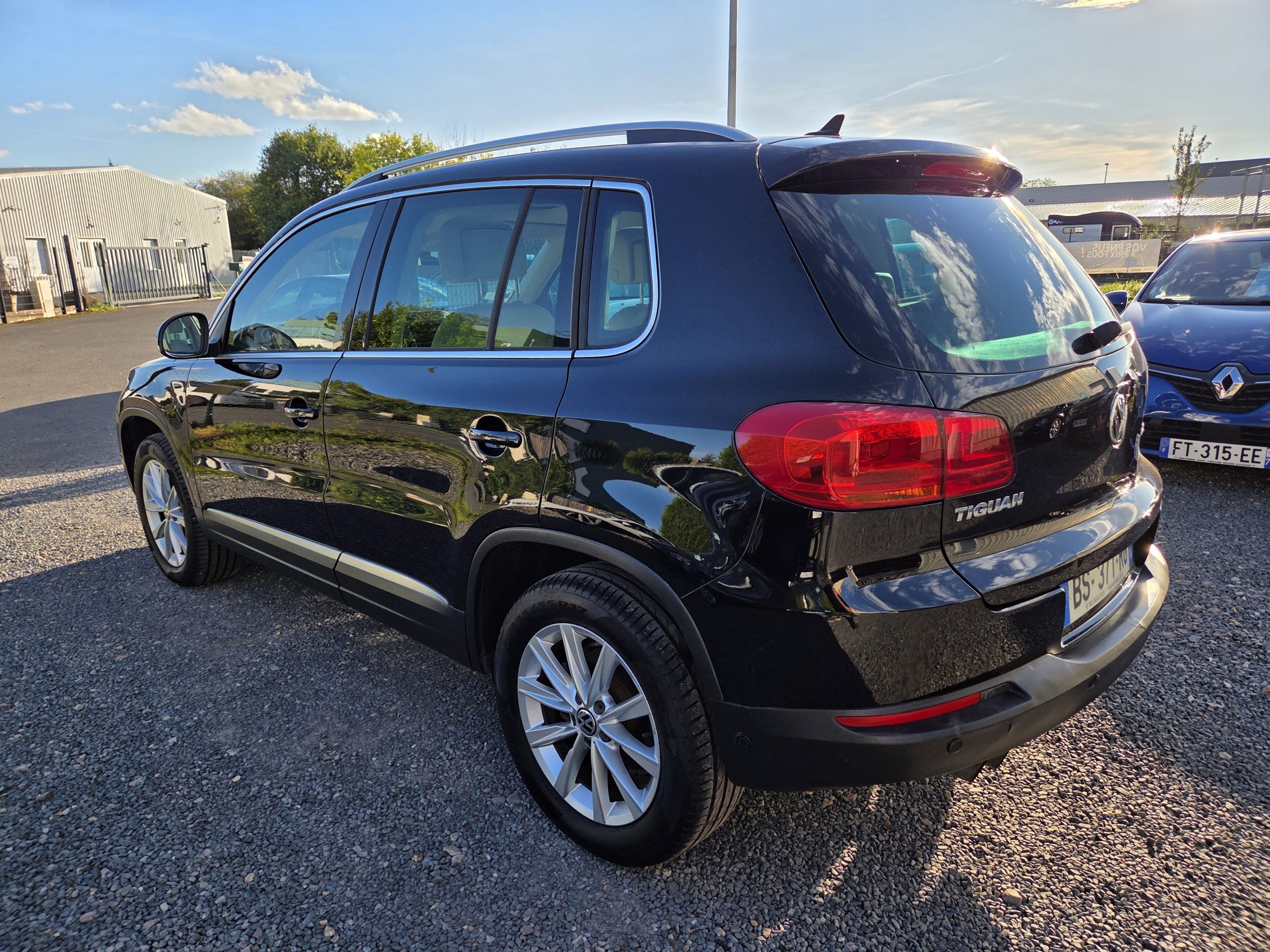 VOLKSWAGEN Tiguan 2.0 Tdi 140 cv - 2011 - 122000 kms - 5 Portes - BVA - GPS – Image 2