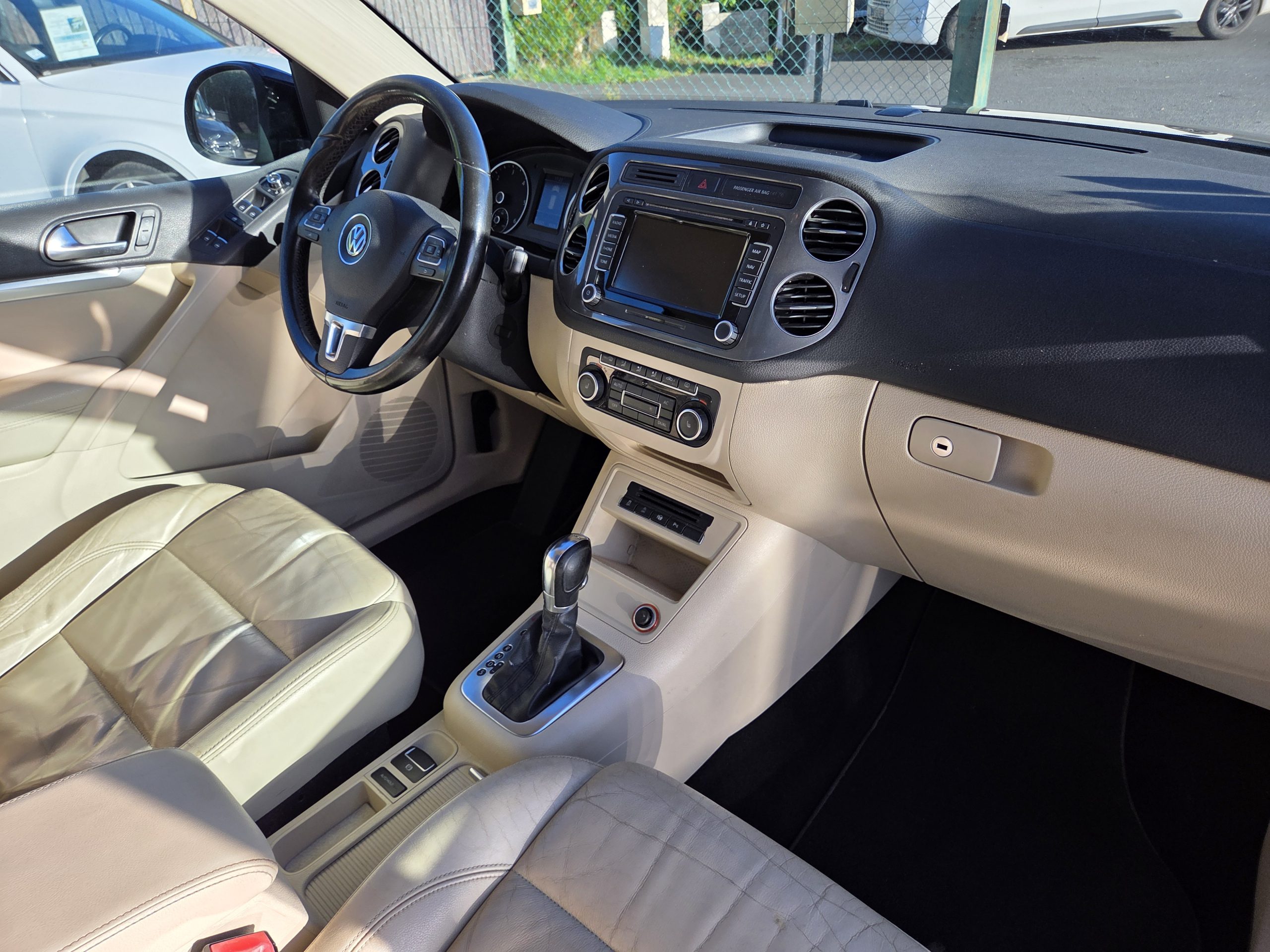 VOLKSWAGEN Tiguan 2.0 Tdi 140 cv - 2011 - 122000 kms - 5 Portes - BVA - GPS – Image 6