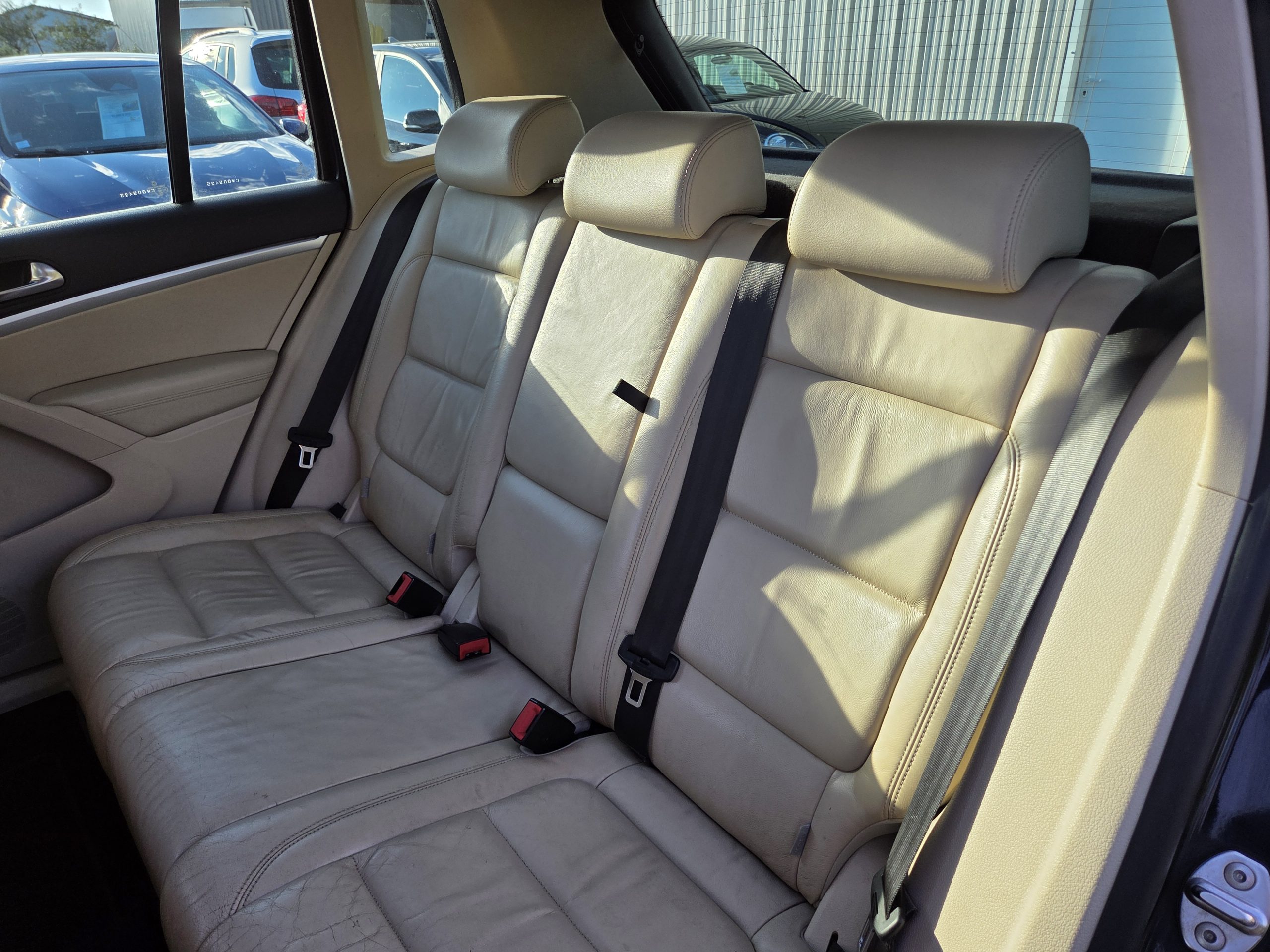 VOLKSWAGEN Tiguan 2.0 Tdi 140 cv - 2011 - 122000 kms - 5 Portes - BVA - GPS – Image 8